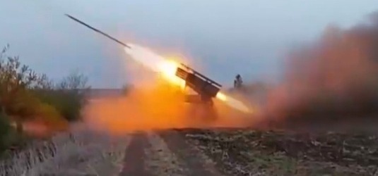 火星策略 伊警告以：再袭击将不设“红线”！马克龙威胁“报复”伊朗